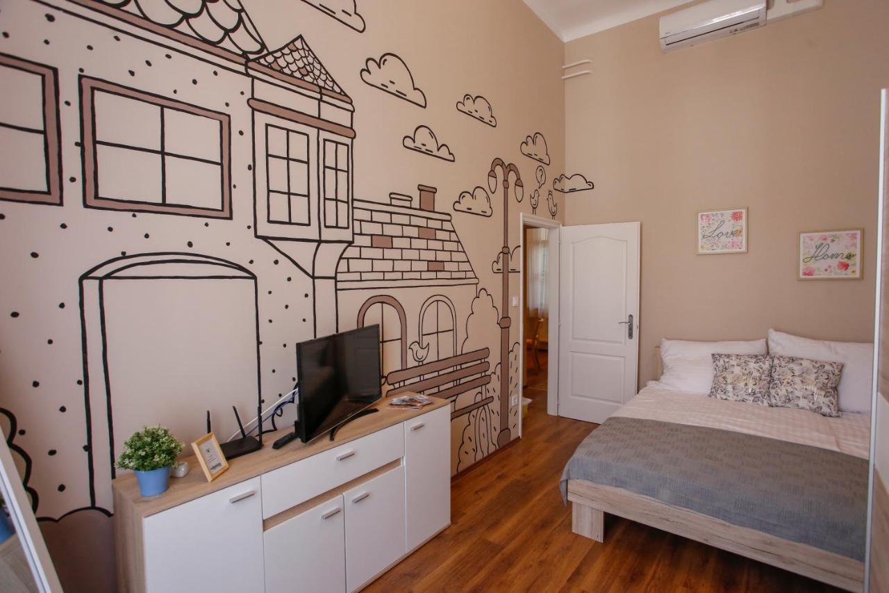Urania Apartmanhaz Eger Zewnętrze zdjęcie