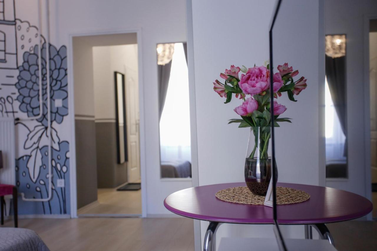 Urania Apartmanhaz Eger Zewnętrze zdjęcie