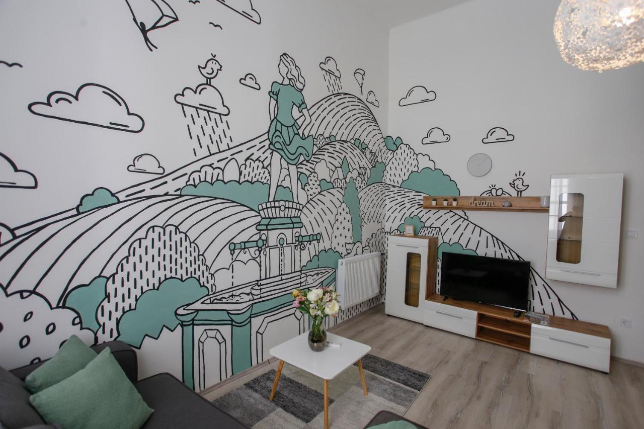 Urania Apartmanhaz Eger Zewnętrze zdjęcie